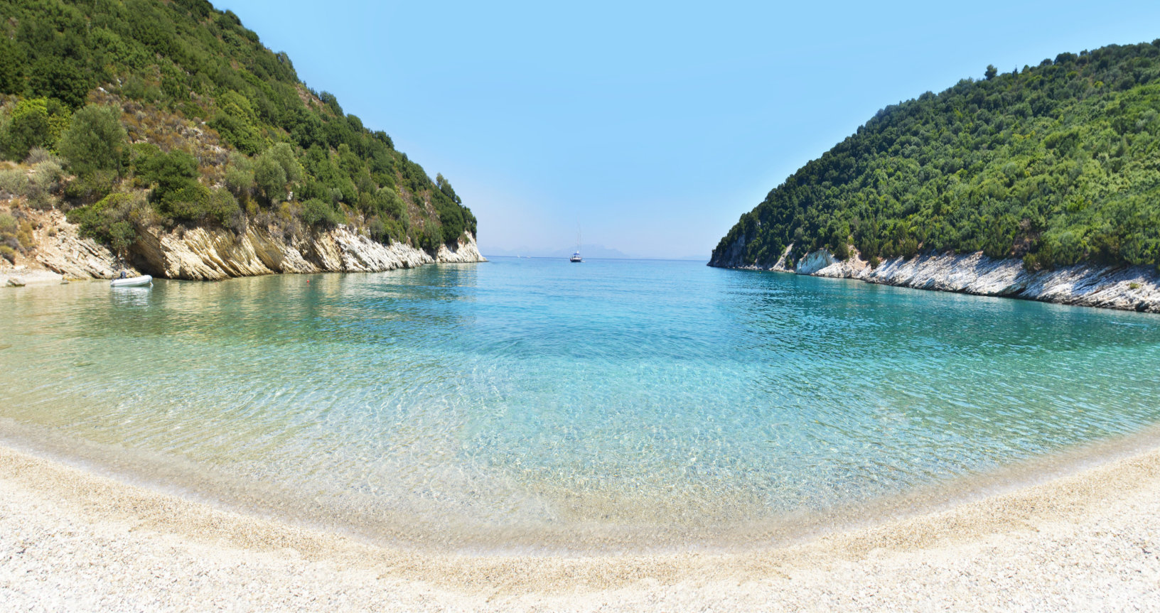 Τα πιο δημοφιλή ελληνικά νησιά για το φετινό καλοκαίρι