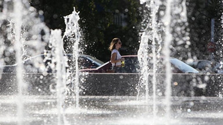 Καιρός: Στους 38 βαθμούς κελσίου «εκτινάσσεται» η θερμοκρασία – Πού θα βρέξει