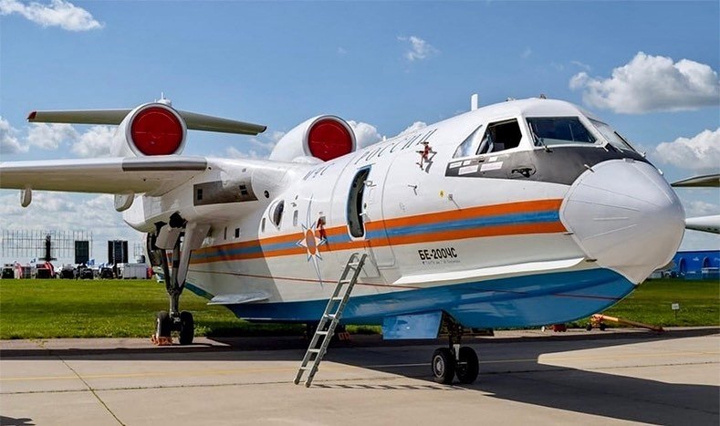 Ilyushin και Beriev θα ρίχνουν ταυτόχρονα 110 τόνους νερού σε Εύβοια και Πελοπόννησο