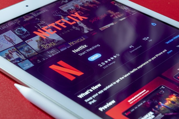 Netflix: Η σειρά που έφαγε ban στην Τουρκία έρχεται από την Ισπανία με το ίδιο σενάριο