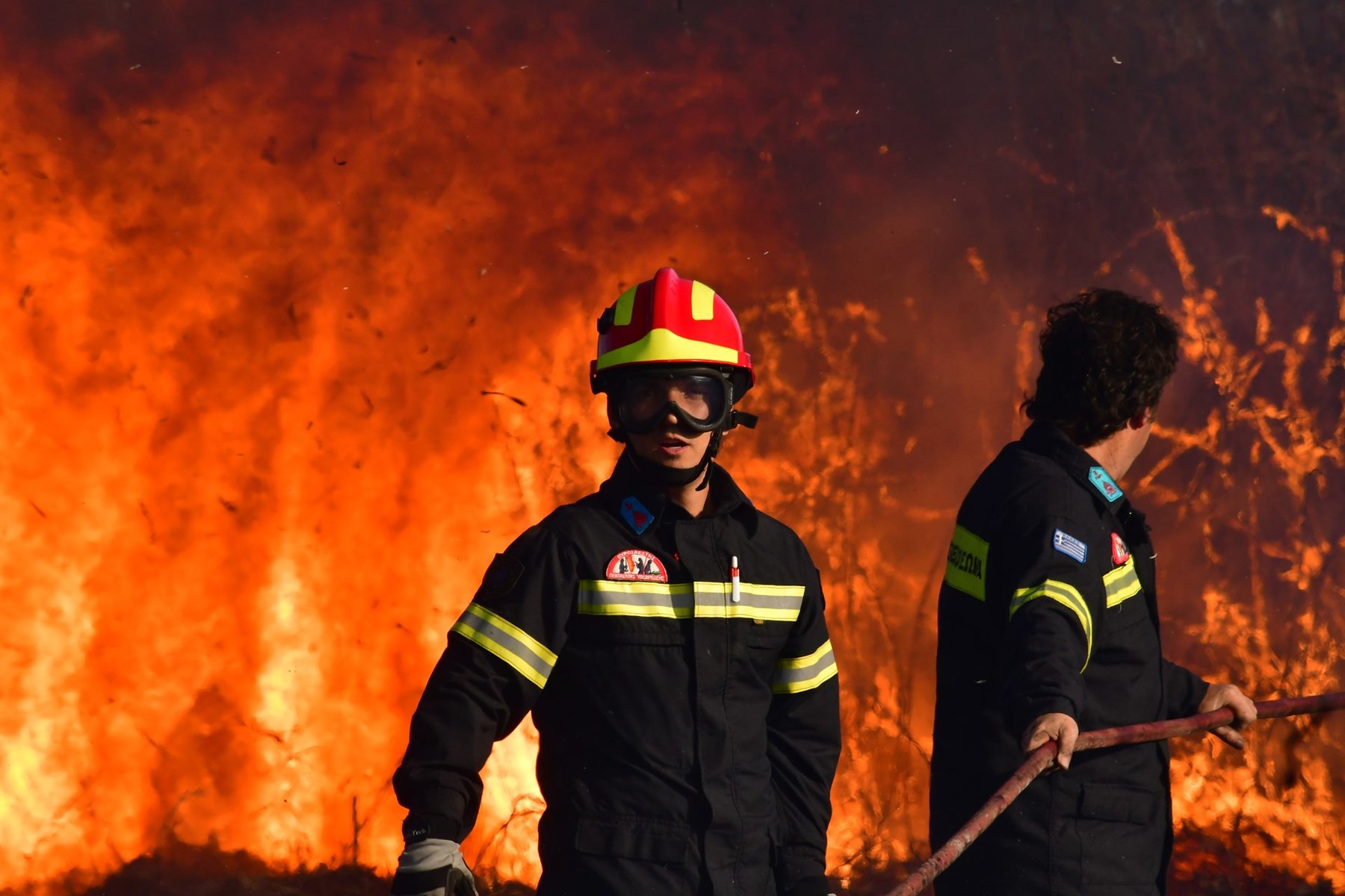 Διάψευση από τους Ρουμάνους πυροσβέστες: «Η φωτιά δεν μπορούσε να σβήσει σε μια μέρα»