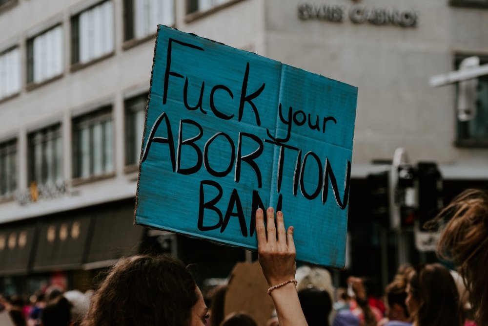 Το Τέξας ψήφισε αντισυνταγματικό νόμο που απαγορεύει την άμβλωση μετά από έξι εβδομάδες