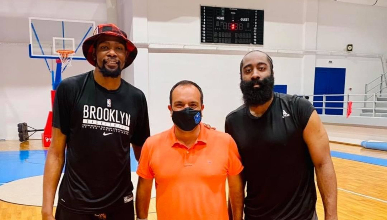 James Harden – Kevin Durant: Παίζουν μπάσκετ στη Μύκονο οι δύο αστέρες του NBA