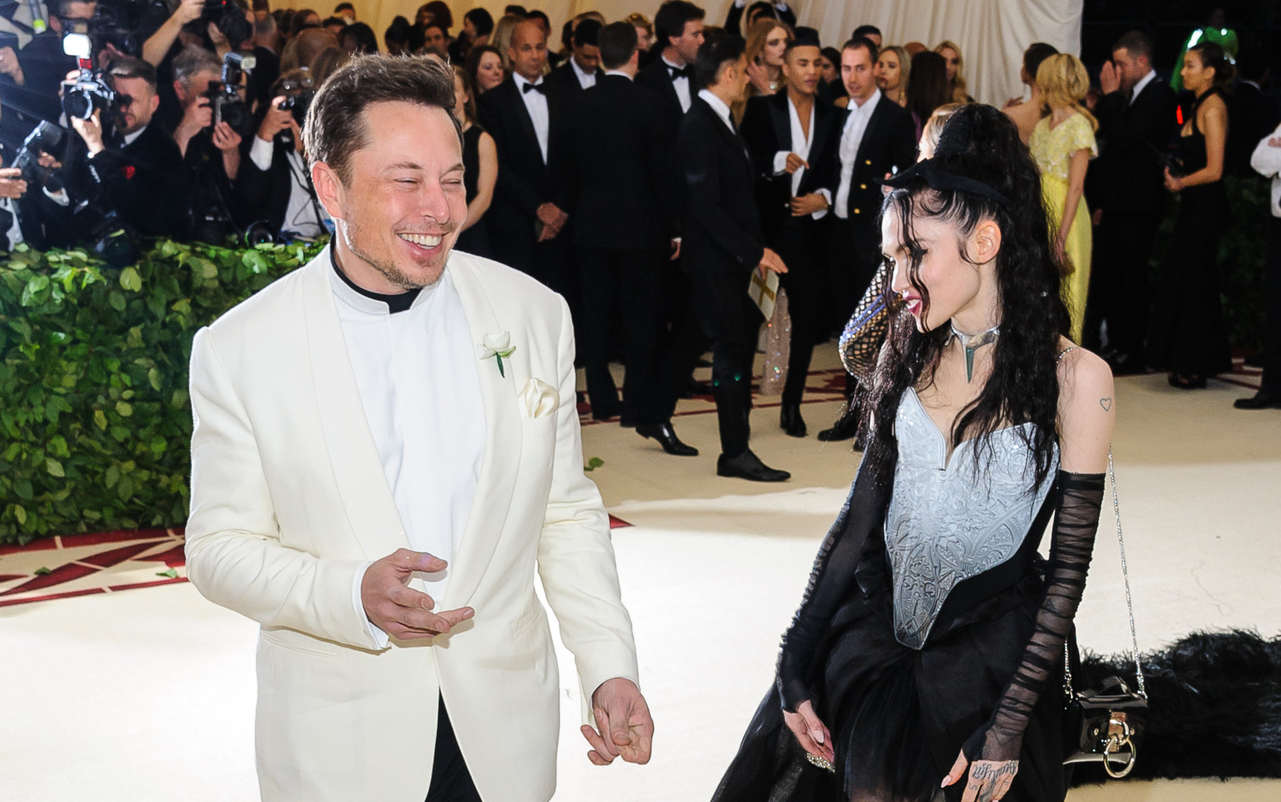 Elon Musk – Grimes: Αν και χωρισμένοι έκαναν δεύτερο παιδί