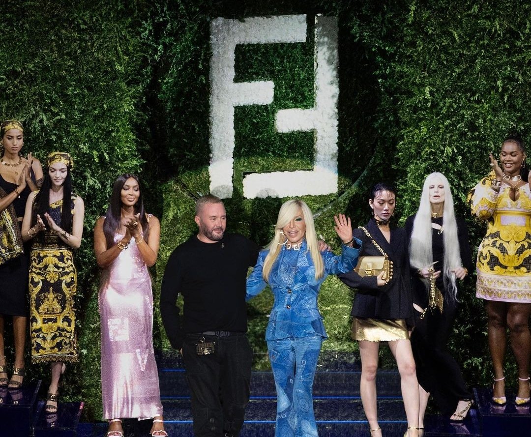 Fendace: Η συνεργασία των οίκων Fendi και Versace είναι γεγονός