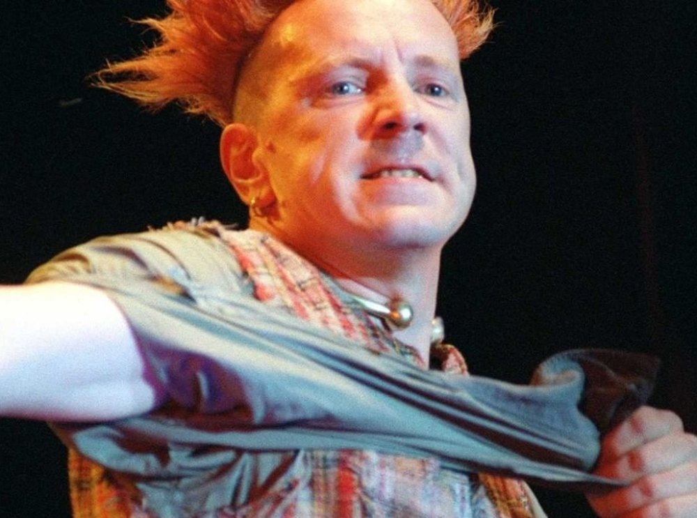 Johnny Rotten για την υπόθεση των Sex Pistols: «Ό, τι κάνει η Disney, το κάνει χωρίς την έγκριση μου»