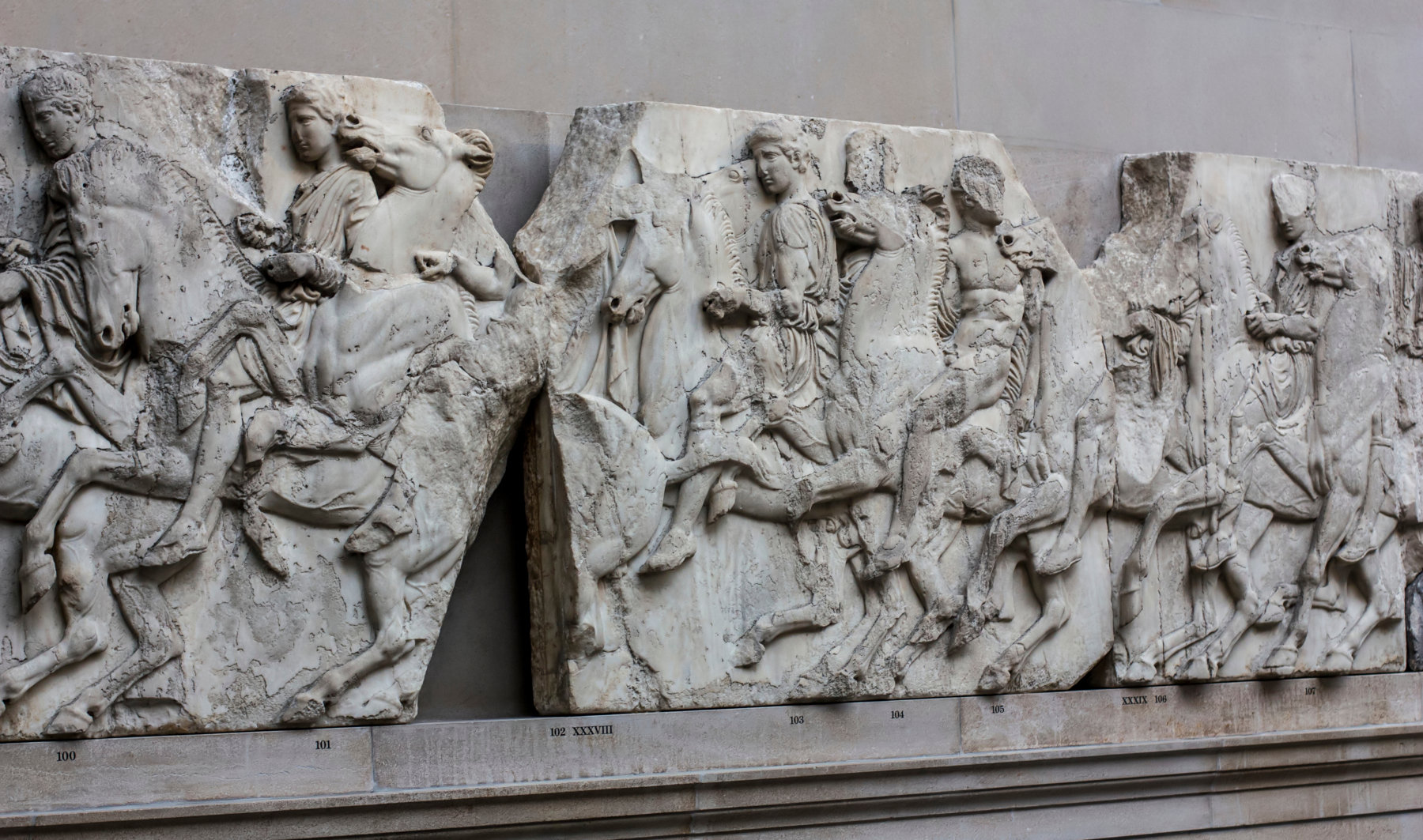 Η UNESCO καλεί το Βρετανικό Μουσείο να επιστρέψει άμεσα τα μάρμαρα του Παρθενώνα