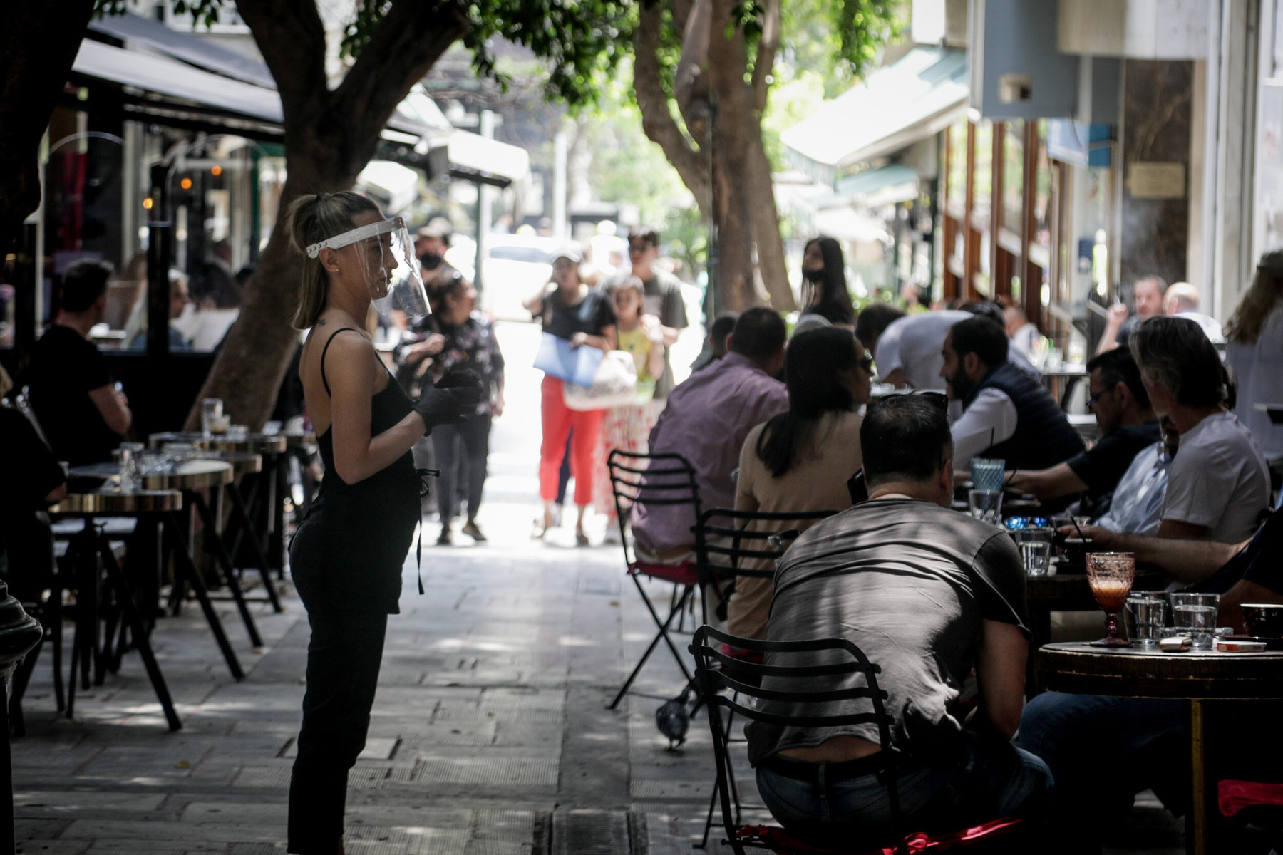 Μέτρα για ανεμβολίαστους από τη Δευτέρα: Πώς θα λειτουργήσουν – Τι θα ισχύει για κλειστούς χώρους