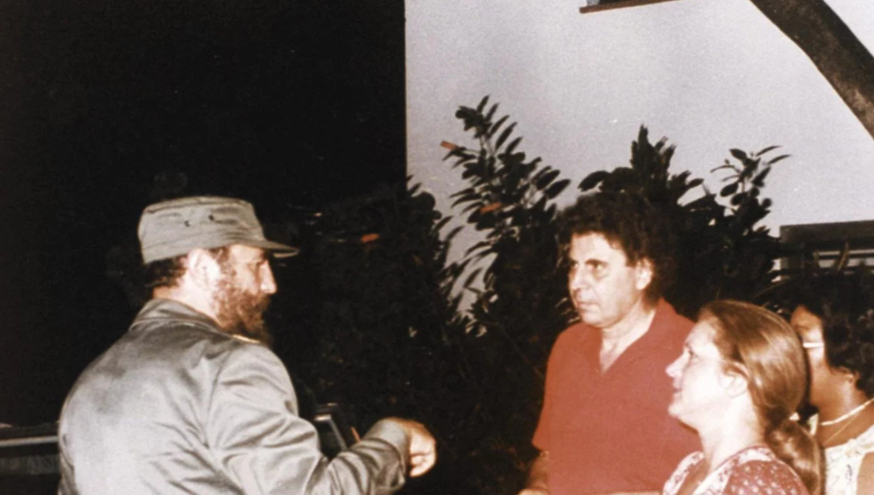 Μίκης Θεοδωράκης – Fidel Castro: Η επεισοδιακή συναυλία στην Αβάνα το 1981 και η αγάπη τους για τα πούρα