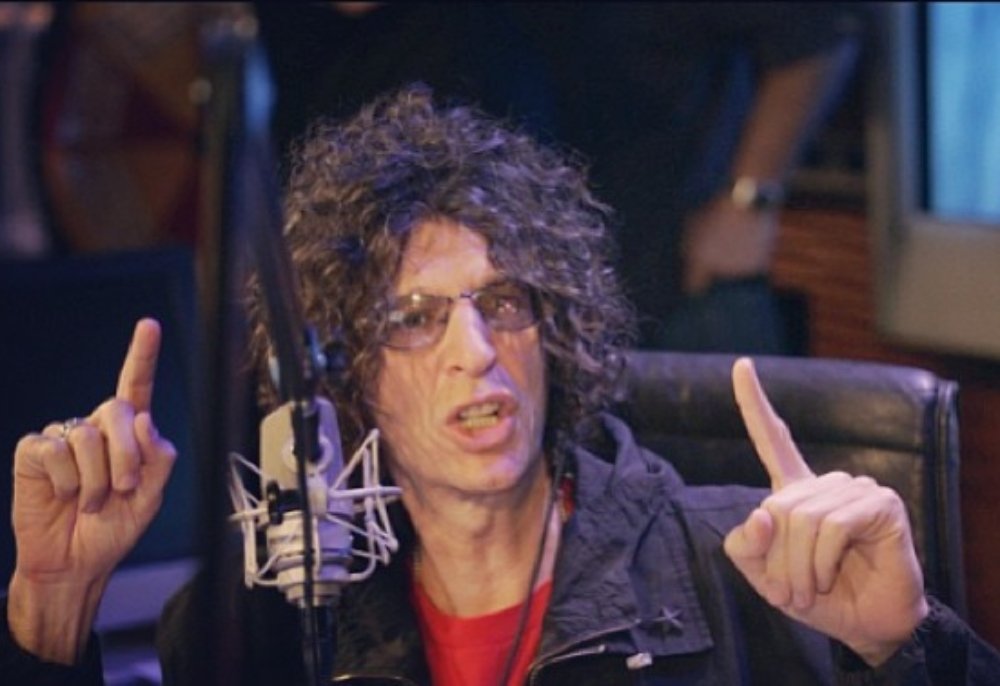Howard Stern: «Οι ανεμβολίαστοι ασθενείς με Covid δεν πρέπει να λάβουν νοσοκομειακή περίθαλψη»
