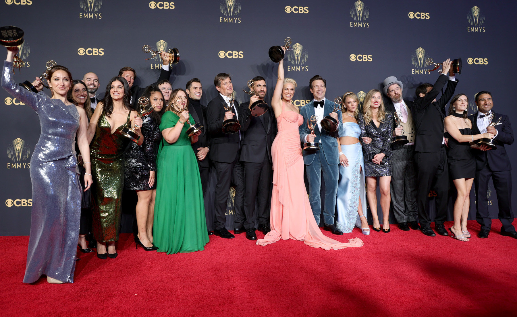 Emmy 2021: The Crown και Ted Lasso σάρωσαν στα τηλεοπτικά βραβεία της Αμερικής