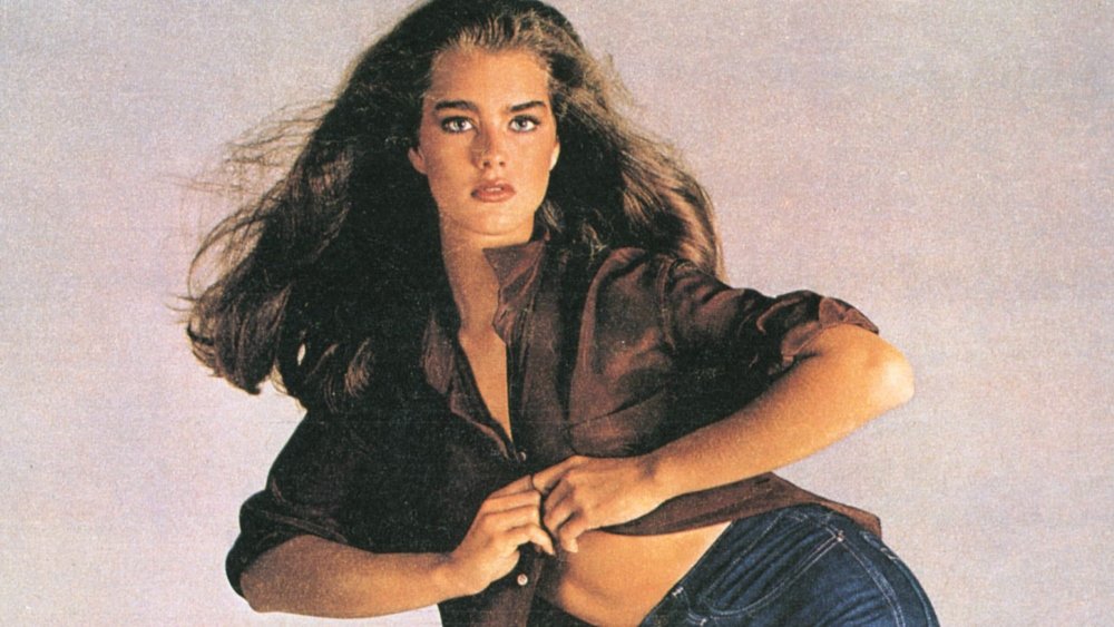 Brooke Shields: Στα 56 της μιλά για την προκλητική διαφήμιση του CK – «Το σεξ πουλάει»