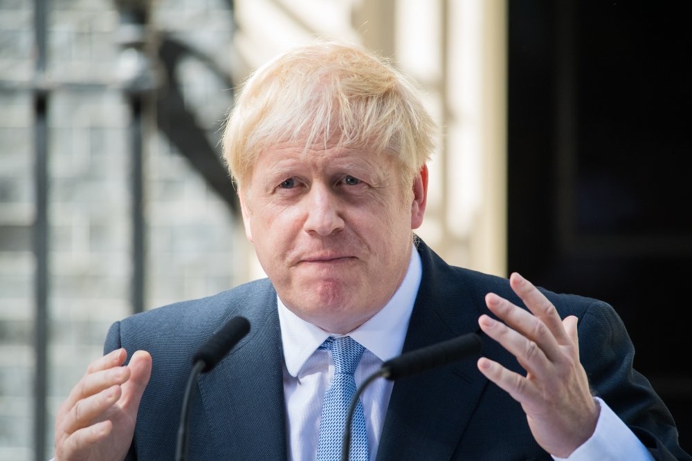 Boris Johnson: Διέρρευσε φωτογραφία του σε Χριστουγεννιάτικο κουίζ του 2020 με δεκάδες καλεσμένους – Διοργανώθηκε παρά τα μέτρα