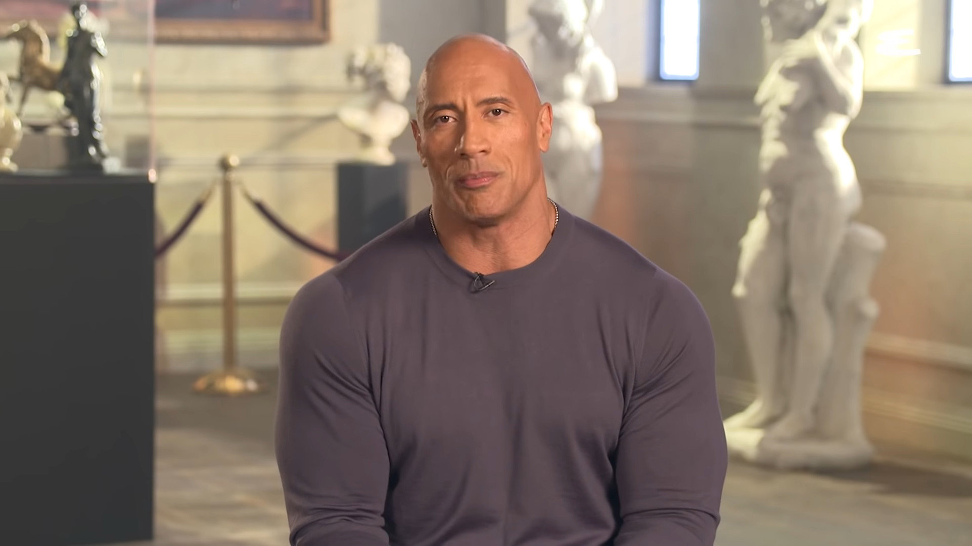 Ο Dwayne Johnson επιβεβαίωσε τη φήμη: Όταν γυμνάζεται, ουρεί σε μπουκάλια νερού