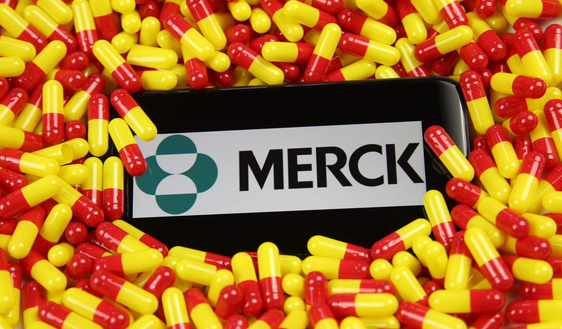 Merck: Προμηθεύεται και η Ελλάδα το χάπι κατά του κορωνοϊού – Αναμένεται έγκριση από τον EMA