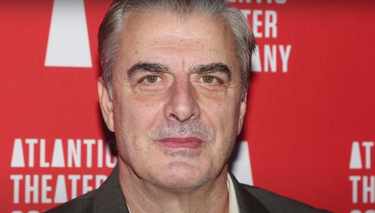 Chris Noth: Δύο γυναίκες τον καταγγέλουν για βιασμό