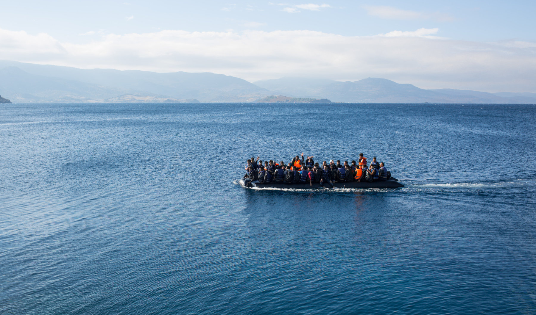 Politico: «Η ελληνική κυβέρνηση πιέζει την Ευρώπη για αλλαγή στρατηγικής στο προσφυγικό» – Στο στόχαστρο η Λιβύη