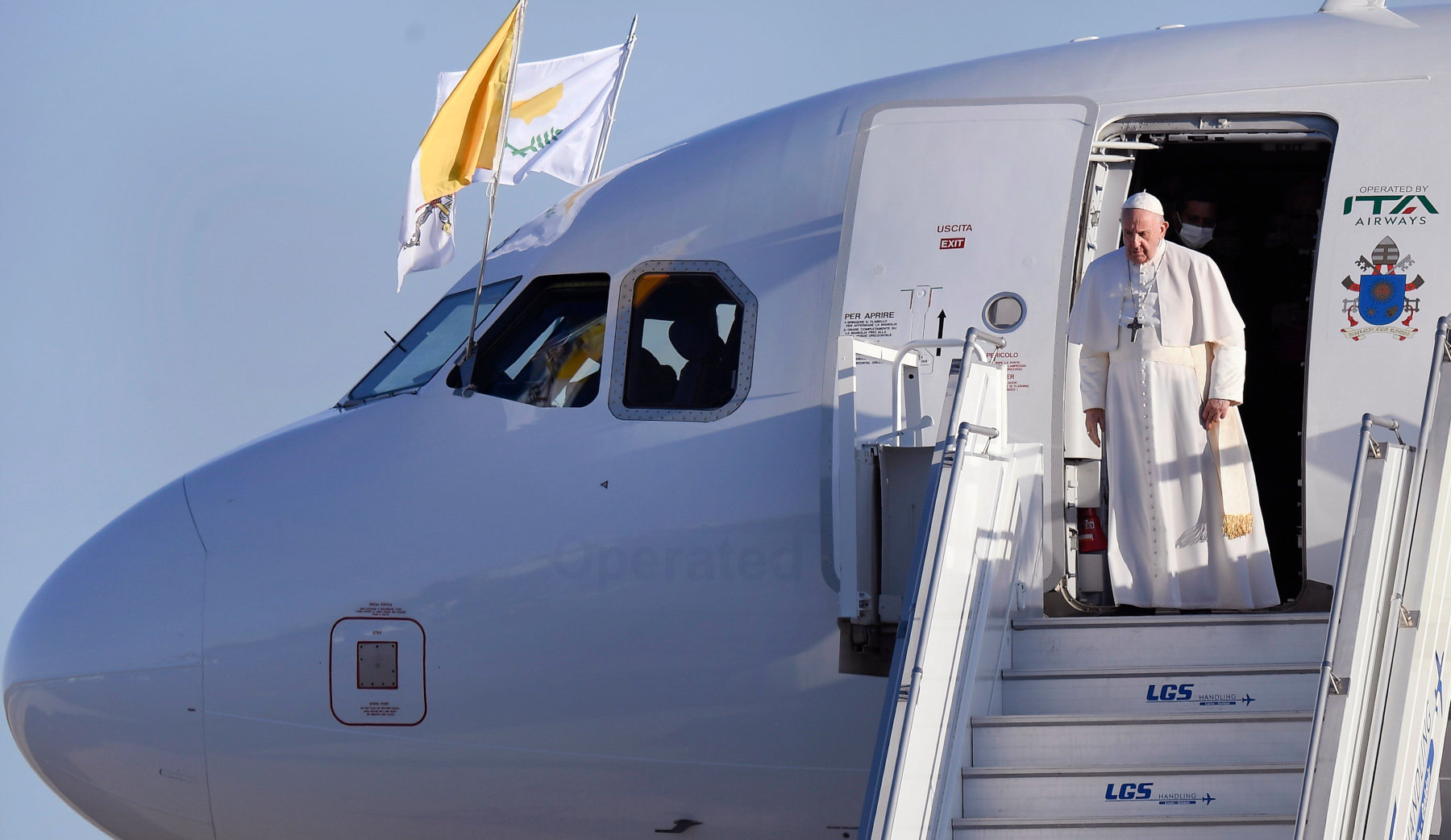 Πάπας Φραγκίσκος: Βρέθηκε στη δομή φιλοξενίας στη Λέσβο και μίλησε στους πρόσφυγες – «Τίθενται ζωές σε κίνδυνο»