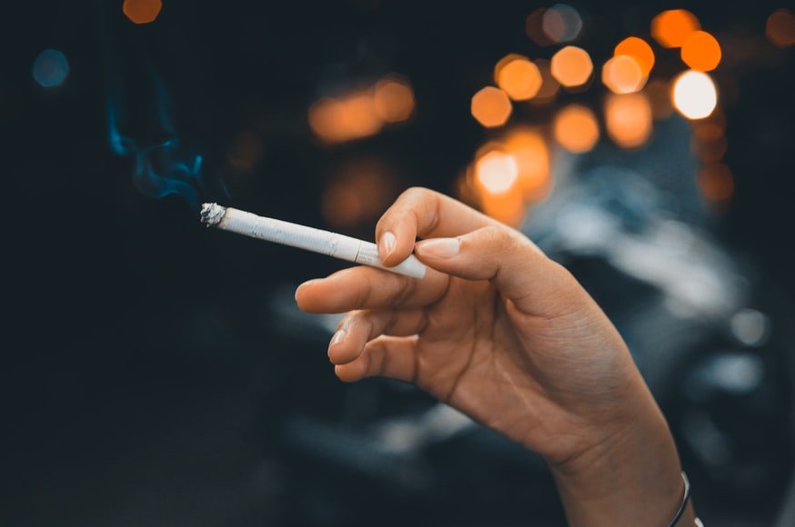 Ιστορική απόφαση στη Νέα Ζηλανδία: Θα απαγορεύσει το κάπνισμα στην επόμενη γενιά – Θα είναι παράνομο για όλους