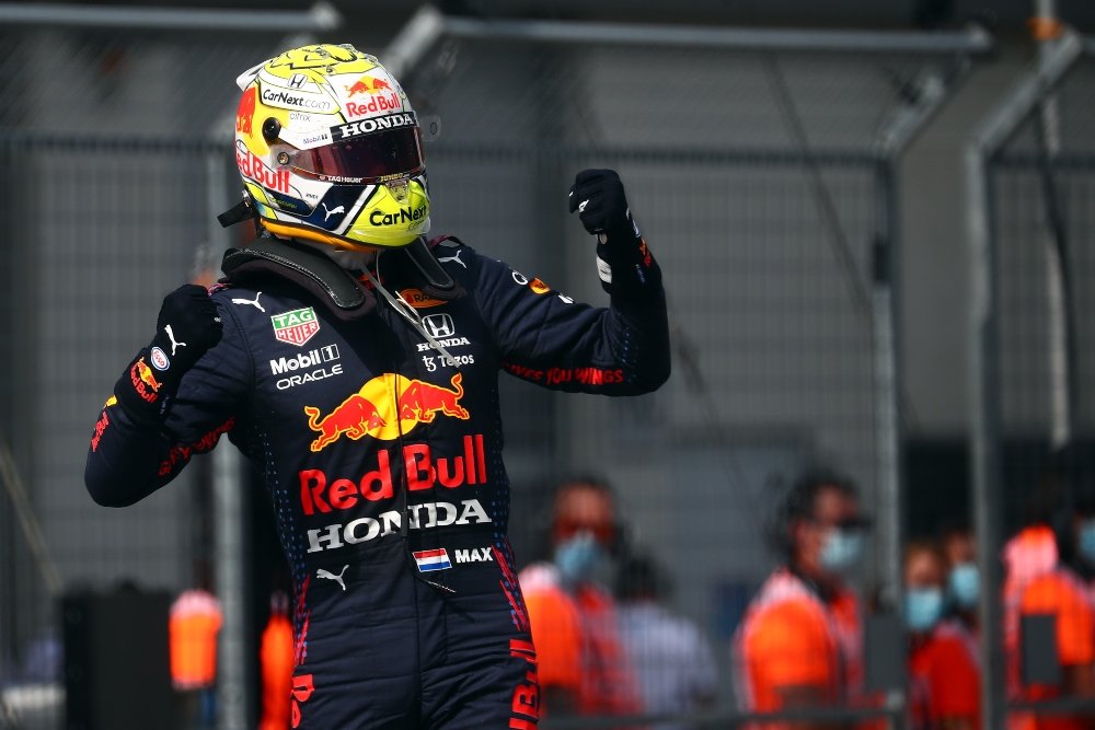 FIA: Ξεκινά έρευνα για το Grand Prix στο Αμπού Ντάμπι μετά τη νίκη του Verstappen