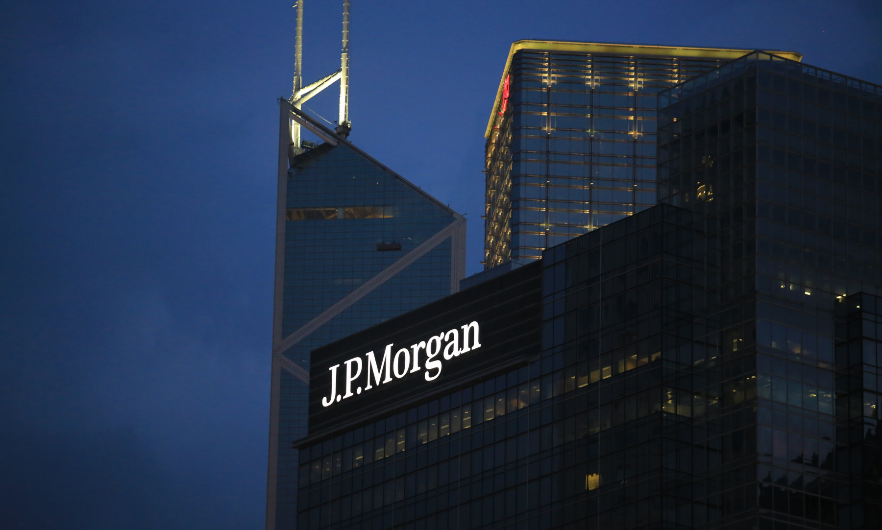 JP Morgan: Η αυτοδύναμη Νέα Δημοκρατία θα στηρίξει την ανάπτυξη