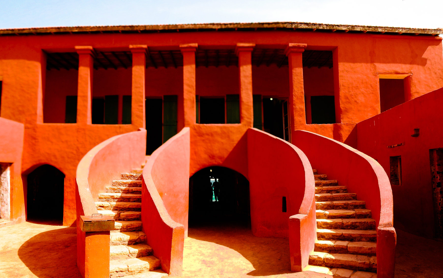 Σενεγάλη: Μια αρχιτεκτονική που πάει το χρόνο μπρος και πίσω