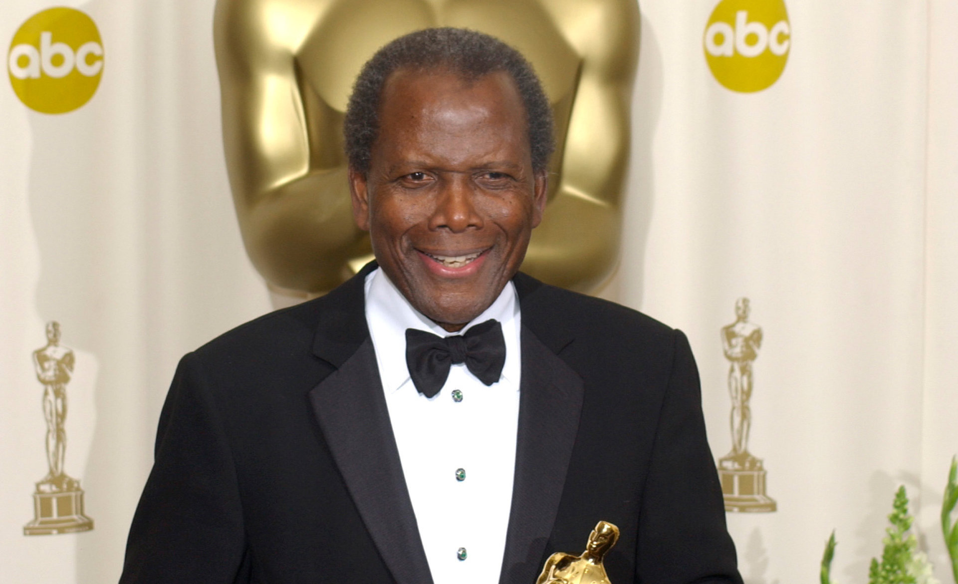 Sidney Poitier: Πέθανε στα 94 του ο πρώτος μαύρος ηθοποιός που πήρε Όσκαρ