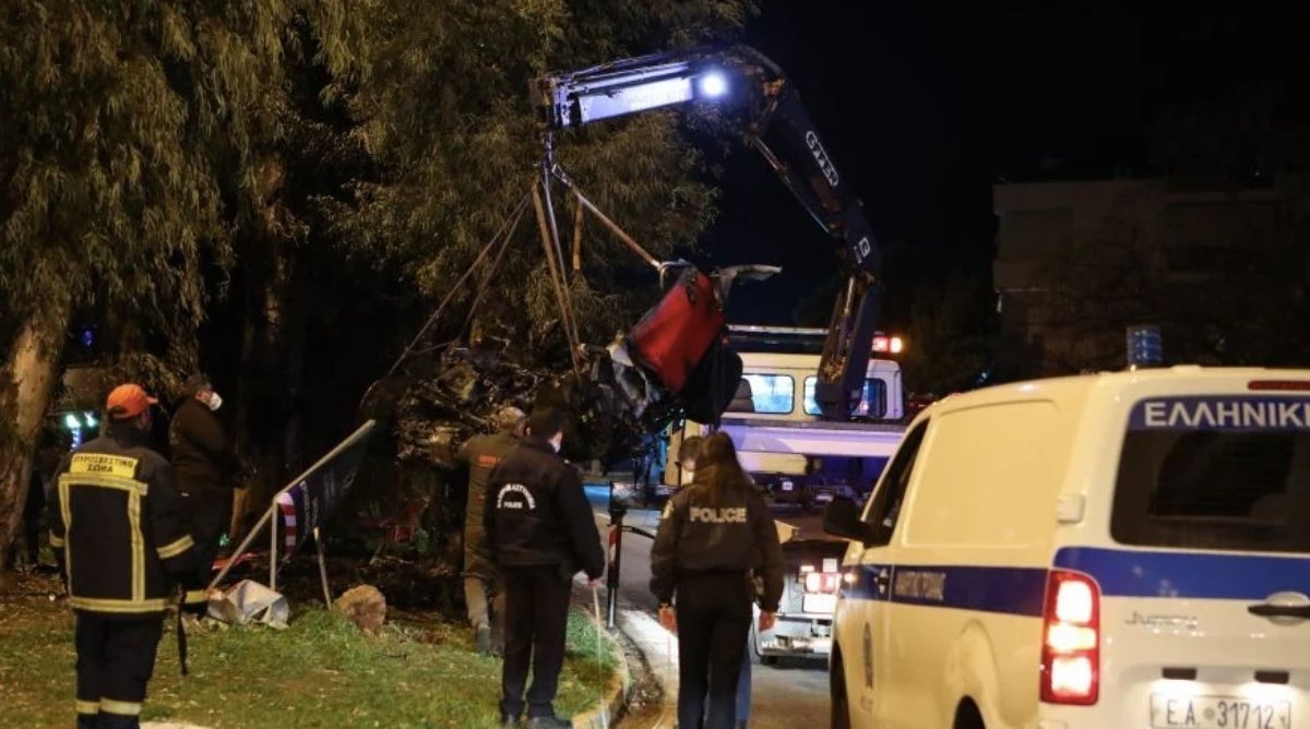 Τροχαίο στη Βούλα: Τι συνέβη και τι κατέθεσε ο φίλος του Τζώρτζη Μονογυιού – Όσα εξετάζουν οι αρχές