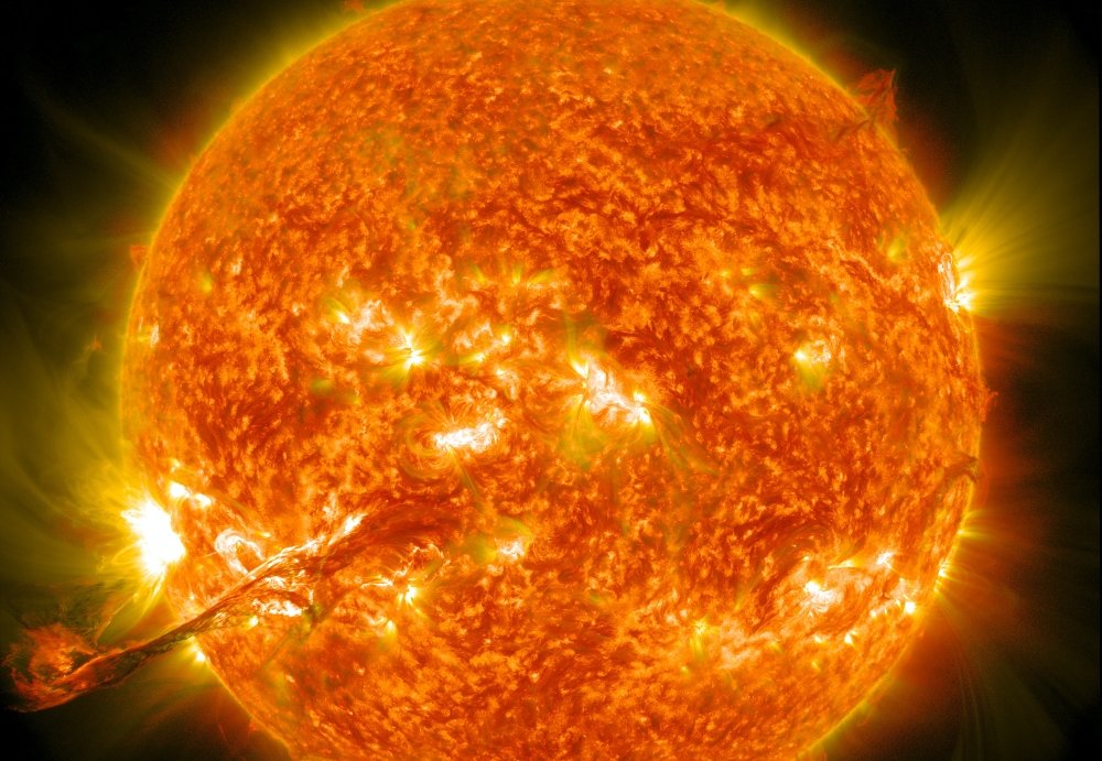 Το Solar Orbiter κατέγραψε τεράστια ηλιακή έκρηξη – Πώς μπορεί να επηρεάσει τη Γη