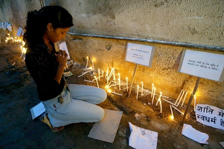 Ινδία: Δικαστήριο επέβαλλε θανατική ποινή σε 38 άτομα για βομβιστικές επιθέσεις του 2008