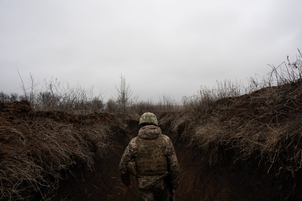 Ουκρανία: 70 νεκροί στρατιώτες στην πόλη Οκτίρκα – Ξεκινά διεθνής έρευνα για εγκλήματα κατά της ανθρωπότητας