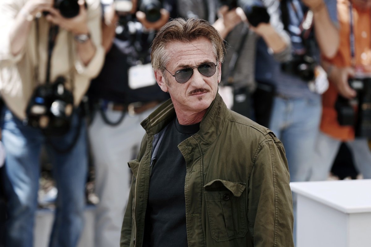 Sean Penn: Βρίσκεται στην Ουκρανία για να γυρίσει ντοκιμαντέρ για την εισβολή της Ρωσίας