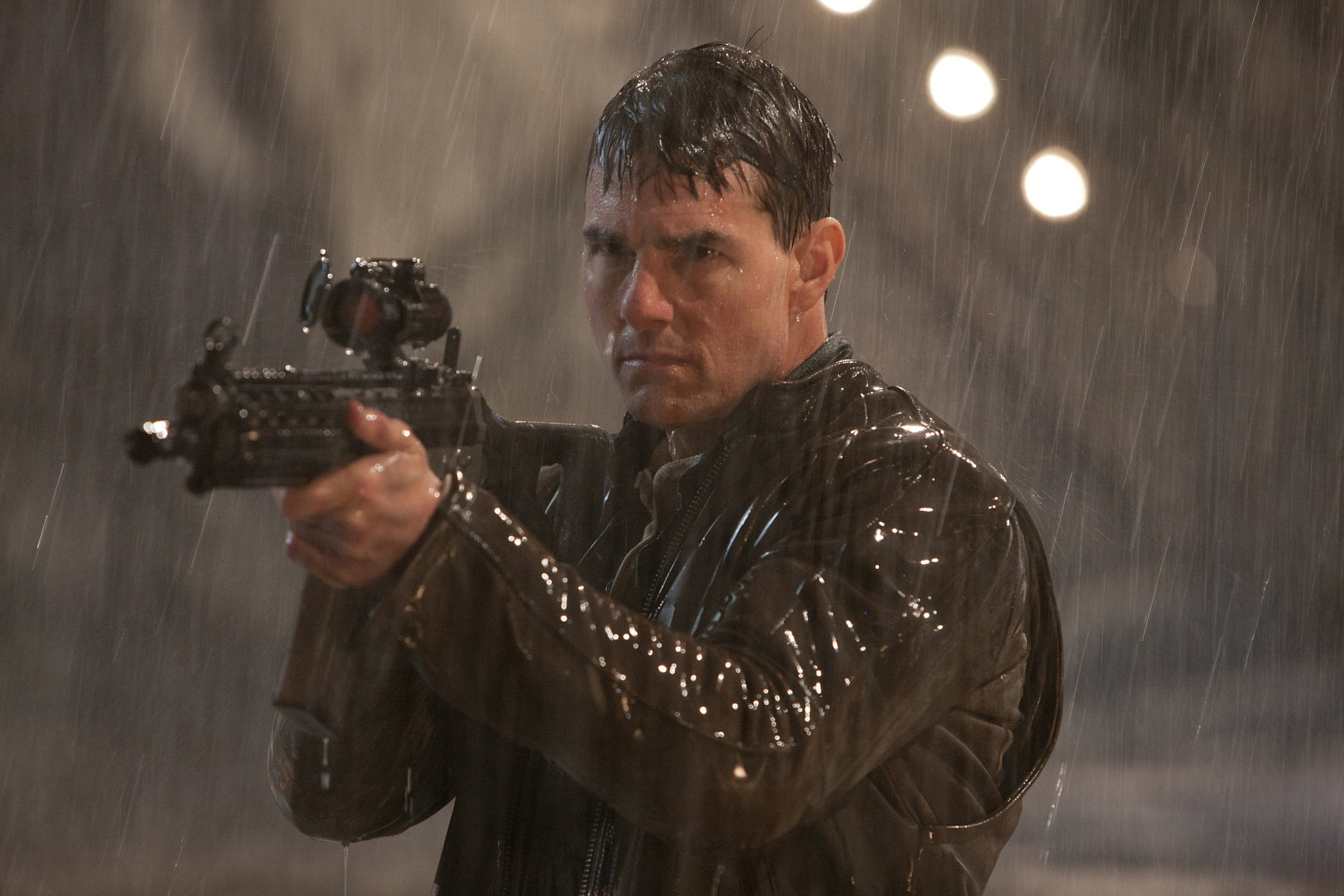 Ο συγγραφέας του «Jack Reacher» λέει για τον Tom Cruise πως «το μέγεθος μετράει