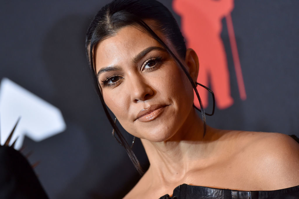 Kourtney Kardashian: Πιο αποκαλυπτική από ποτέ – Επιδεικνύει τις πλούσιες καμπύλες της στο Instagram