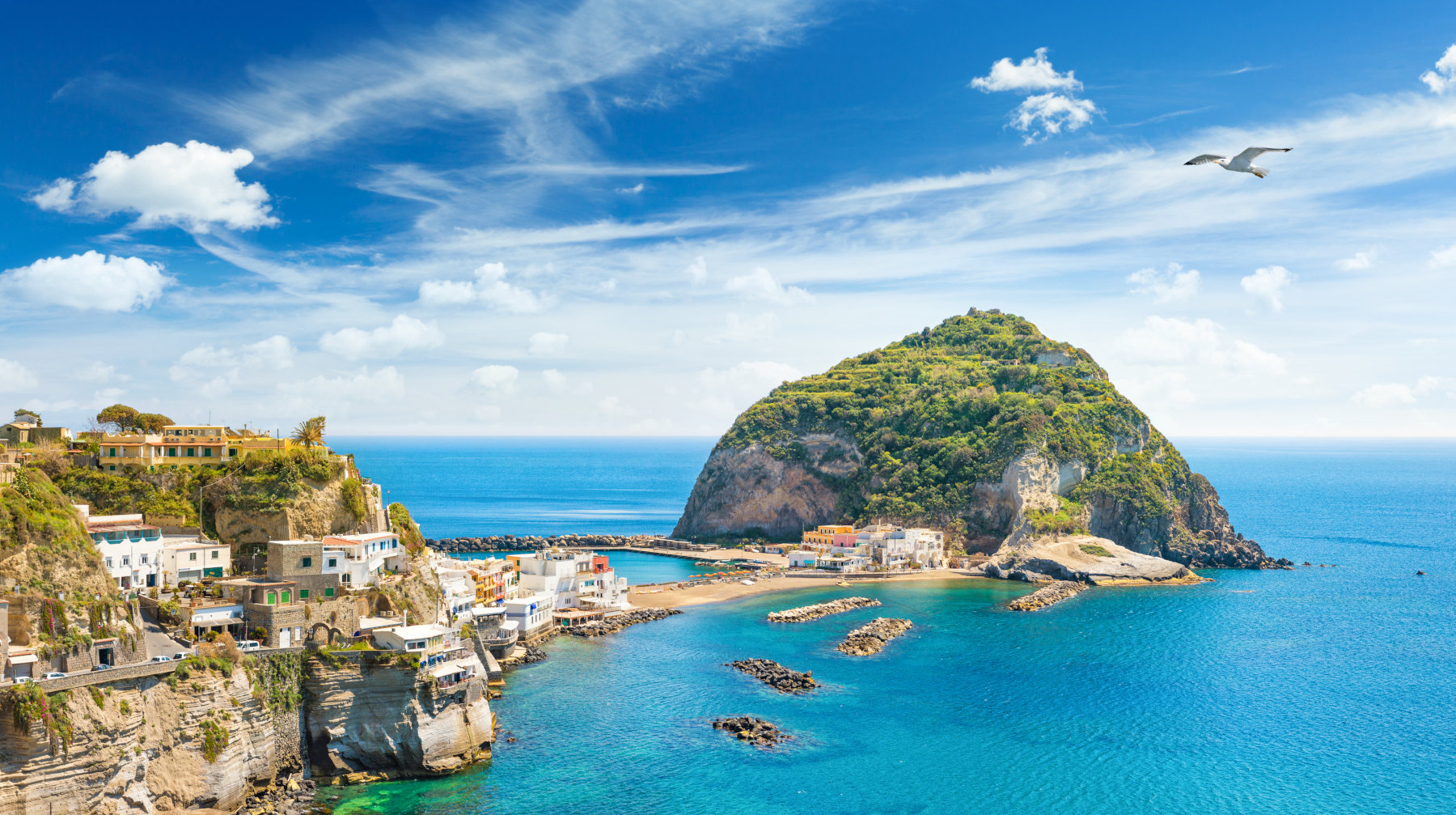 Ιταλία: Το ειδυλλιακό νησί που προσφέρει γερή δόση ιταλικής ομορφιάς