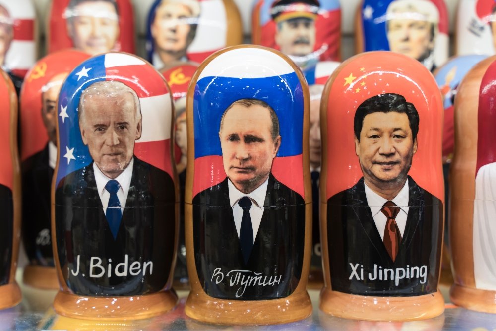 Κίνα: «Έχει αποφασίσει να στείλει βοήθεια στη Ρωσία» – Τι φοβούνται Αμερικανοί αξιωματούχοι