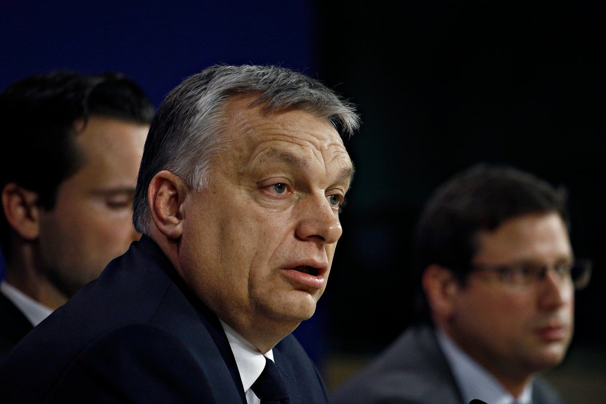 Ουγγαρία: Ο Viktor Orbán παίζει κρυφτό με τη Δύση και στηρίζει Putin