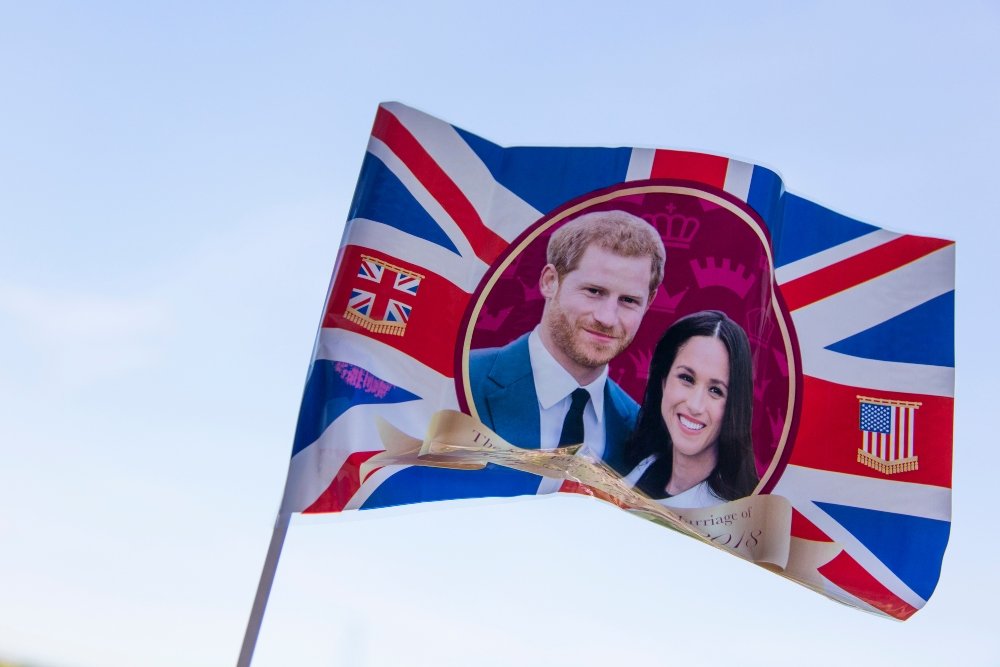 Πρίγκιπας Harry & Meghan Markle: Όταν δεν γουστάρεις το παλάτι αλλά εκμεταλλεύεσαι τη Βασίλισσα