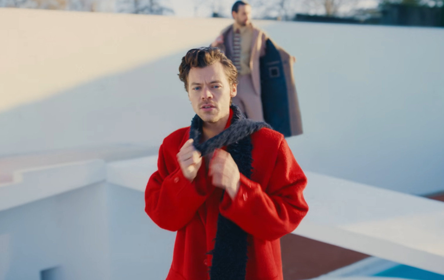 Harry Styles: «Οργιάζει» η θεωρία συνωμοσίας για τα μαλλιά του – Είναι τελικά φαλακρός;