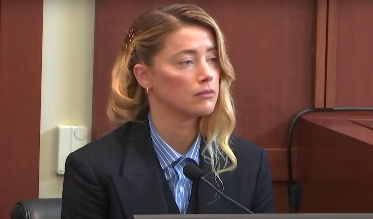Amber Heard: Η πρώτη συνέντευξη μετά την ήττα στη δικαστική διαμάχη με τον Depp – Ποιούς κατηγορεί
