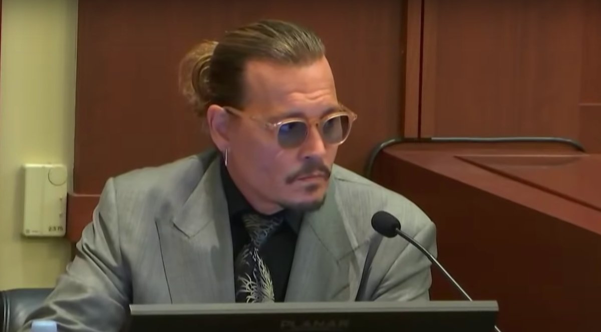 Johnny Depp: «Χαστούκι» από τους δικηγόρους του στην πρόταση της Heard για νέα δίκη – «Πετάει λάσπη»
