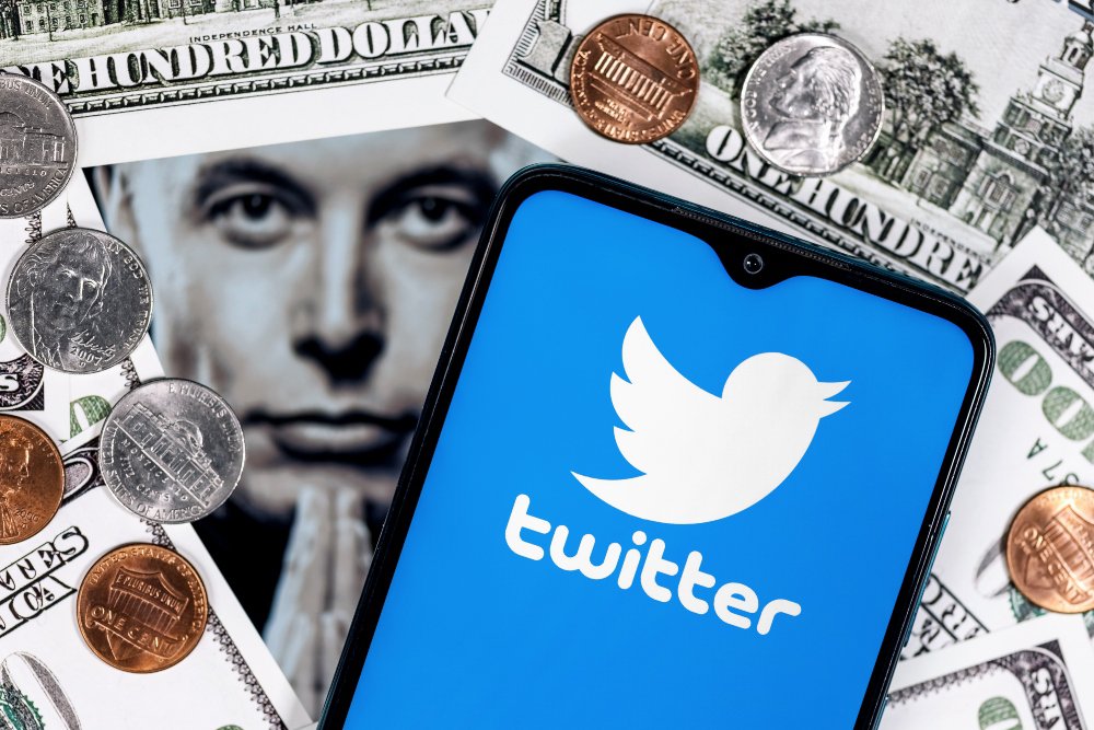 Ίλον Μασκ: Στο μικροσκόπιο της Επιτροπής Κεφαλαιαγοράς η εξαγορά του Twitter