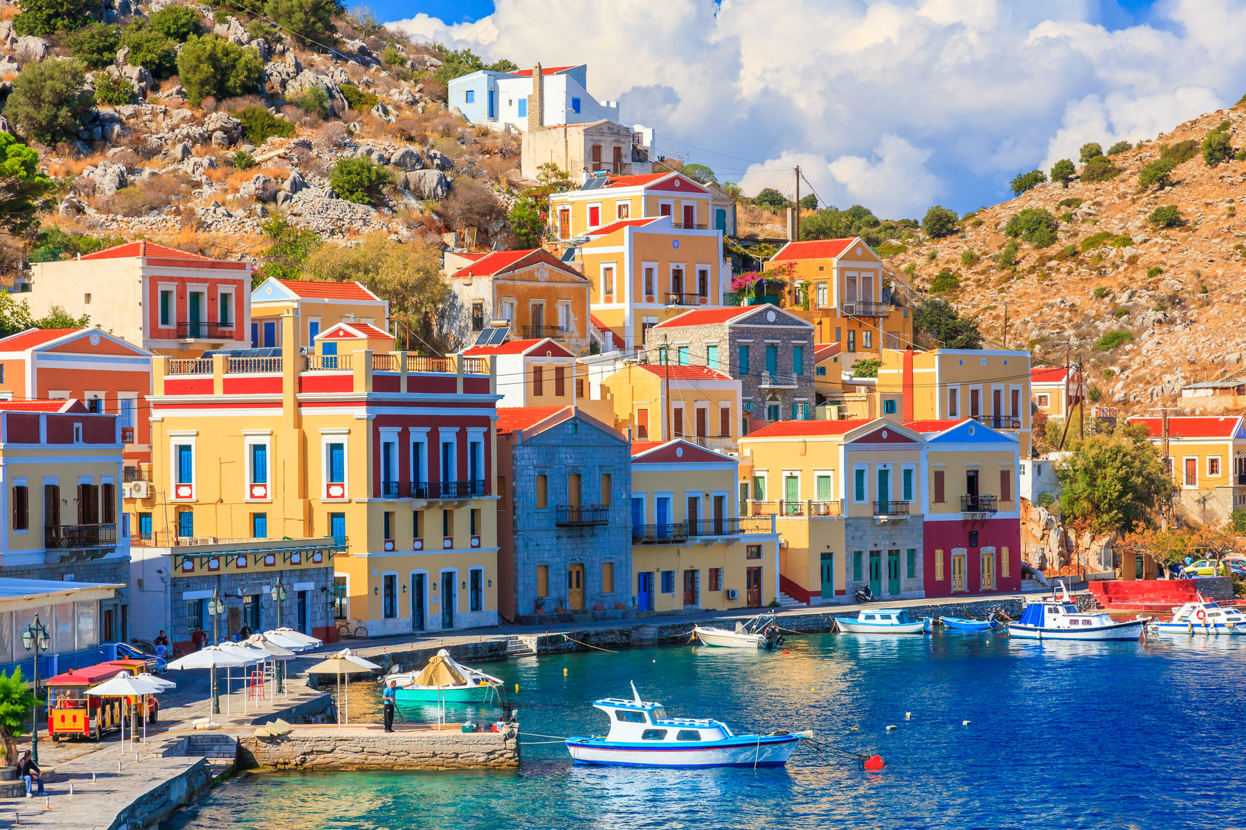 Το Cinque Terre της Ελλάδας: Το νησί του Αιγαίου που θυμίζει Ιταλία