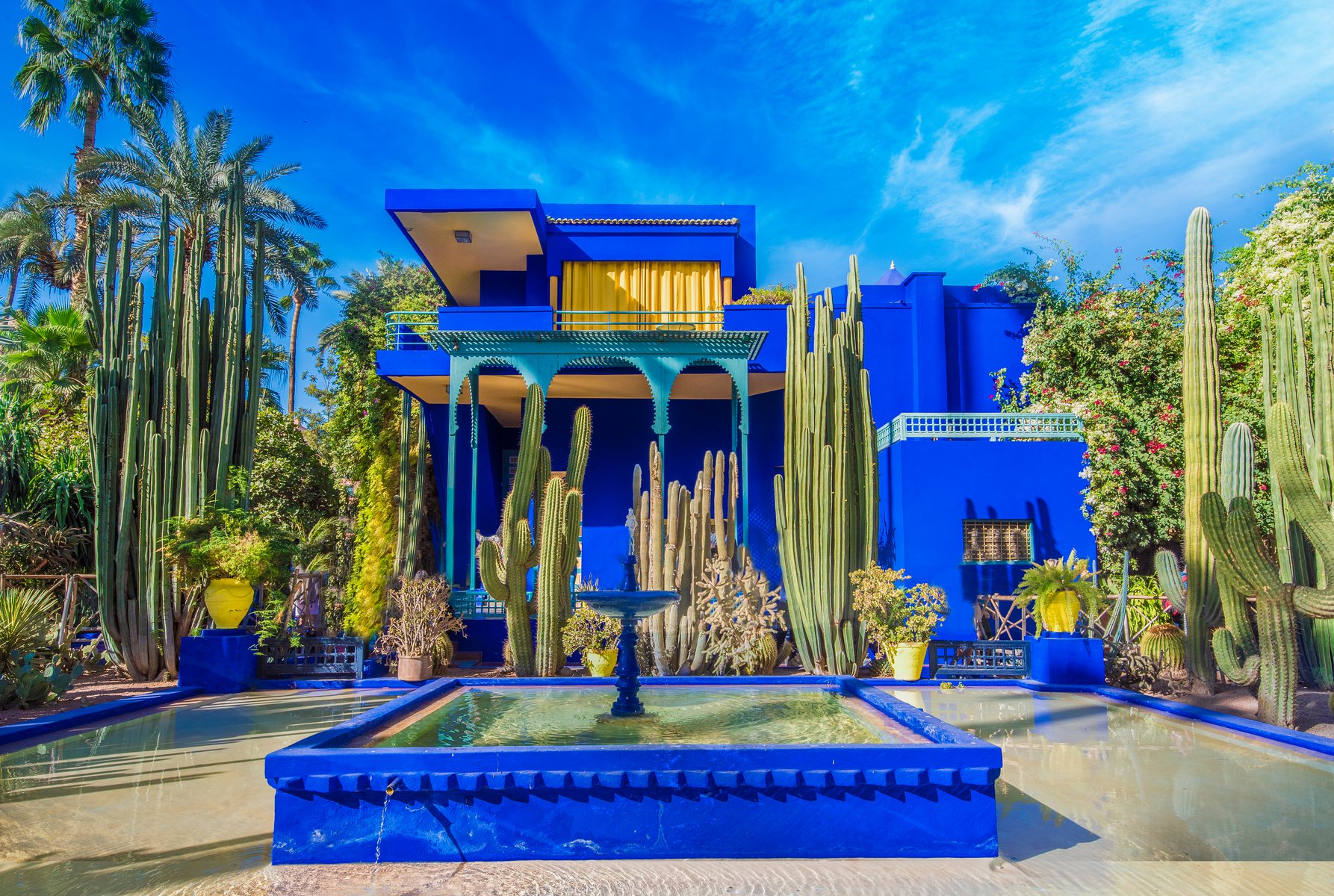Jardin Majorelle: Οι κήποι του Μαρόκο με την μοναδική μπλε βίλα του Yves Saint Laurent – Εντυπωσιάζουν εδώ και 90 χρόνια
