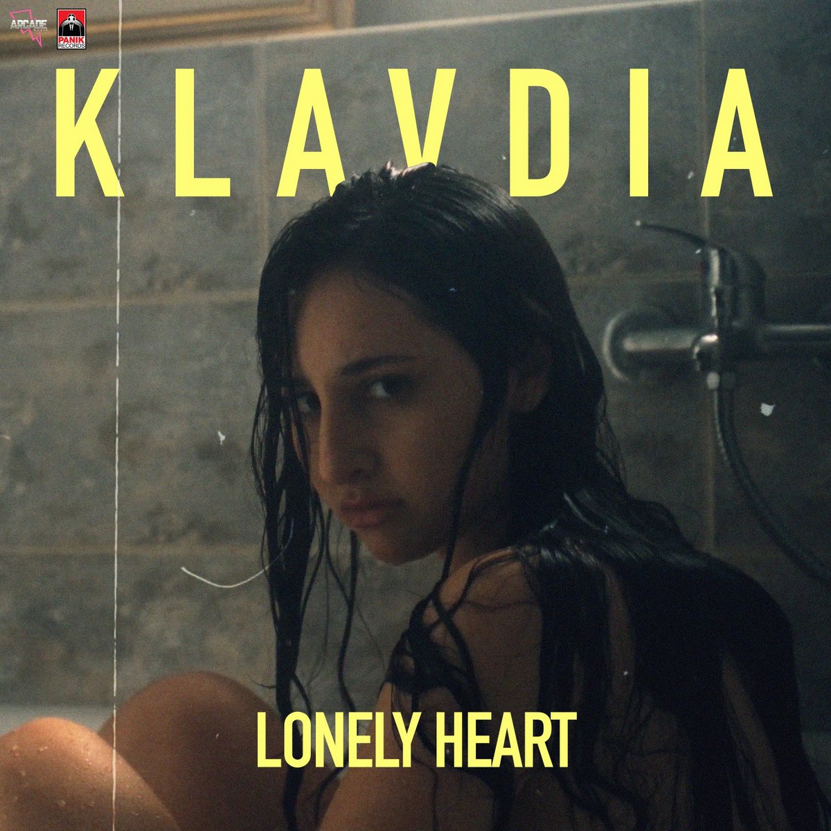 Klavdia: Η νέα μουσική αποκάλυψη κυκλοφόρησε το πρώτο της τραγούδι με τίτλο Lonely Heart