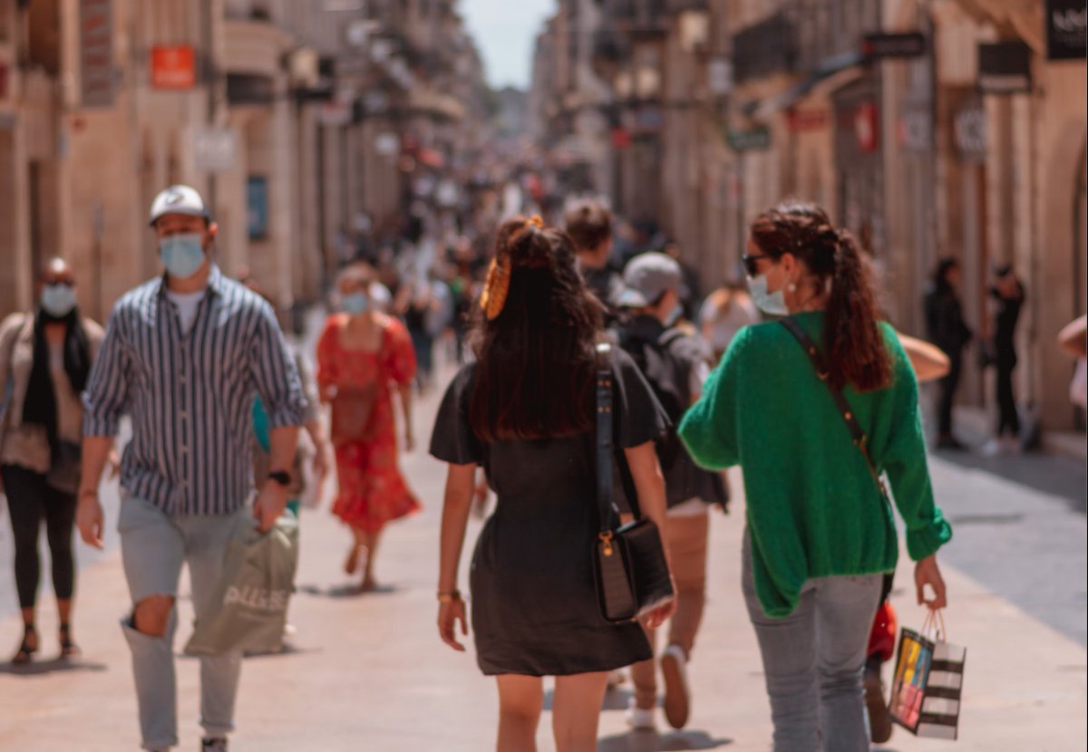 4η δόση: Ανοίγει σήμερα η πλατφόρμα για τους άνω των 30 ετών