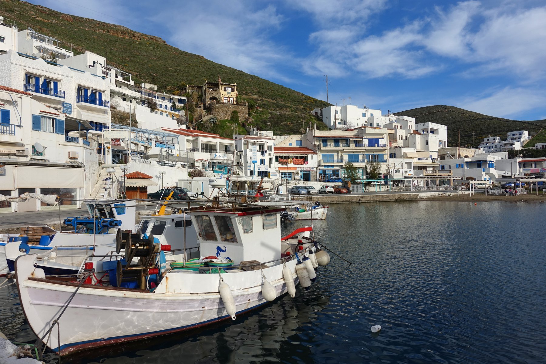 Το νησί που γεμίζει κάθε χρόνο και κανείς δεν ξέρει γιατί