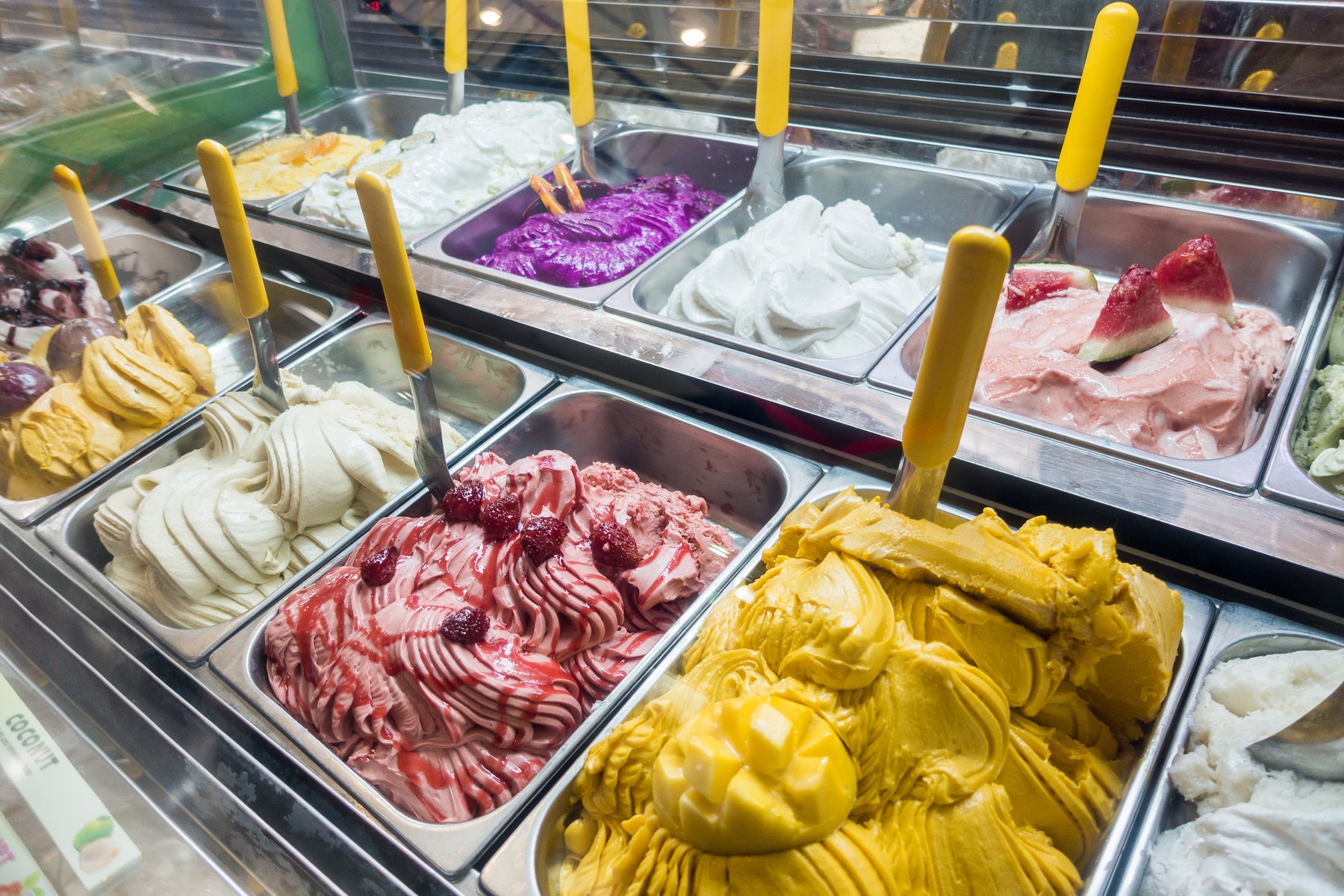 5 gelaterie της Αθήνας που σε ταξιδεύουν γευστικά στην Ιταλία