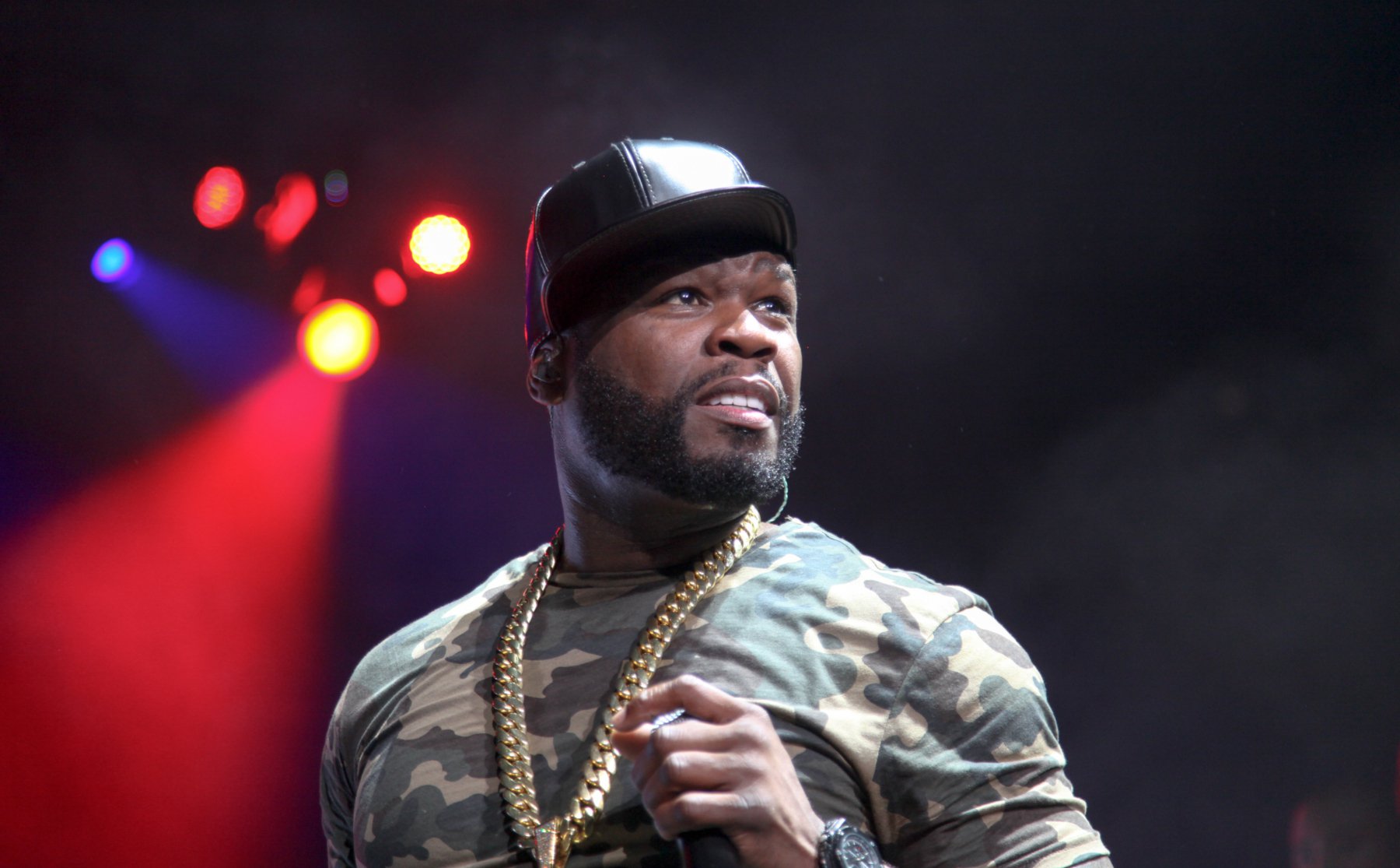 50 Cent: «Χρυσάφι» για 2 ώρες εμφάνιση σε γνωστό beach club της Μυκόνου