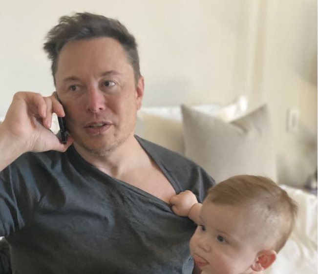 Elon Musk: Τελικά είναι 10 τα κουτσούβελα του – Τα «κρυφά» παιδιά που έκανε με στέλεχος της εταιρείας του